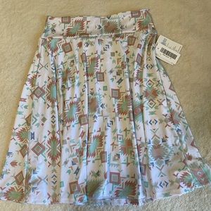 🤍 Girls’ LuLaRoe Azure Skirt